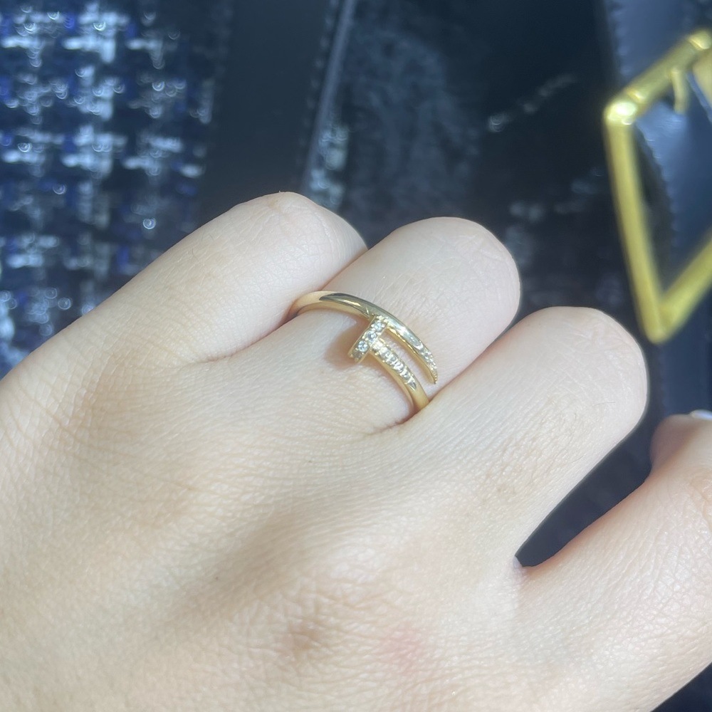 14KT GOLD RING